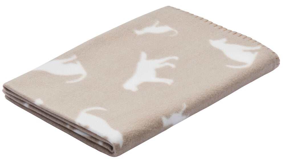 Beige fleecefilt med vita katt- och hundmotiv.