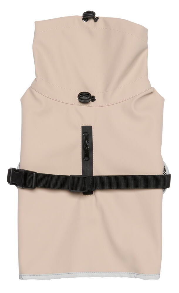 Beige regnjacka för hund med svart rem.