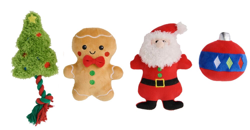 Ein Set Plüsch-Hundespielzeuge: grüner Weihnachtsbaum, Lebkuchenmann, Weihnachtsmann und ein rot-blaues Ornament.
