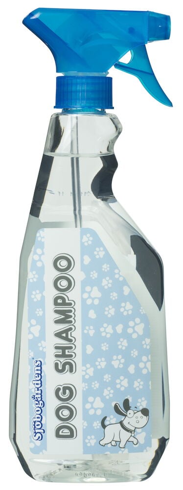 Genomskinlig sprayflaska med blå etikett och hundmotiv.