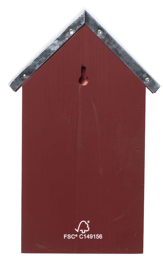 Punainen lintulauta puusta, metallikatto ja FSC-merkintä.