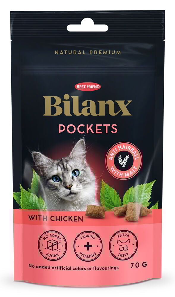Svart pose Bilanx Pockets Antihairball Chicken kattegodbiter med kattebilde og tre godbiter.