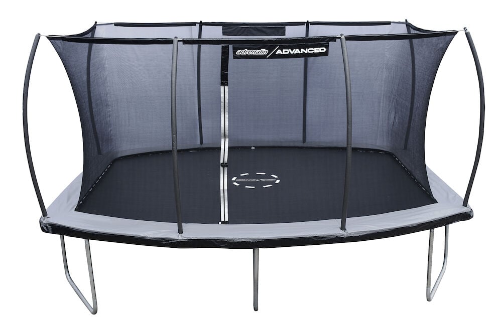 Rektangulær trampoline med beskyttelsesnett og polstring.