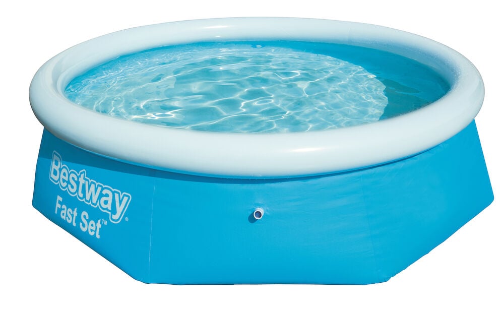 Et blått og hvitt oppblåsbart Basseng Fast Set 1880 liter, rundt og fylt med vann.