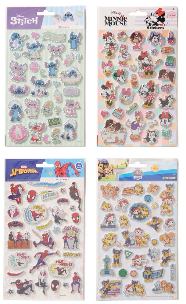 3D-klistremerker Disney/Nickelodeon Flere sorter med Stitch, Minnie Mus, Spider-Man og Paw Patrol-figurer.