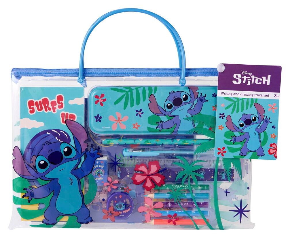 Tegne- og skrivesett Stitch: en klar plastpose med blå notatbok, penalhus, penner, blyanter og tilbehør.