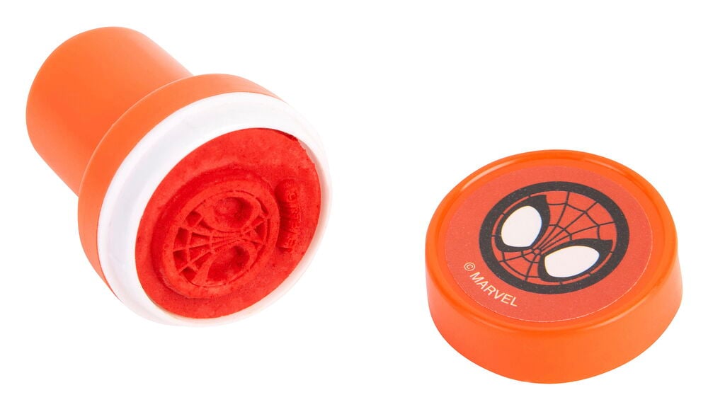 Zwei orange Kinderstempel 15 er-Pack Spidey, einer zeigt rotes Stempelkissen, der andere das Spidey-Maskendesign.