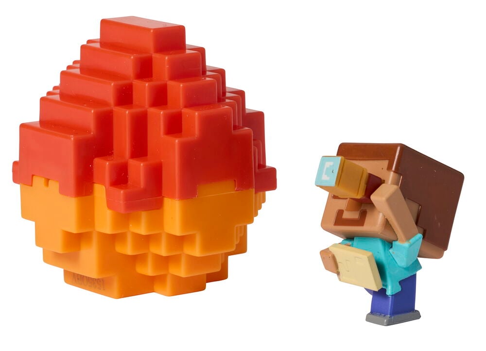 Sammelfigur Minecraft Mini 5,7 cm Spawn egg, ein orange-rotes pixeliges Ei, mit einer kleinen Minecraft Steve Figur.