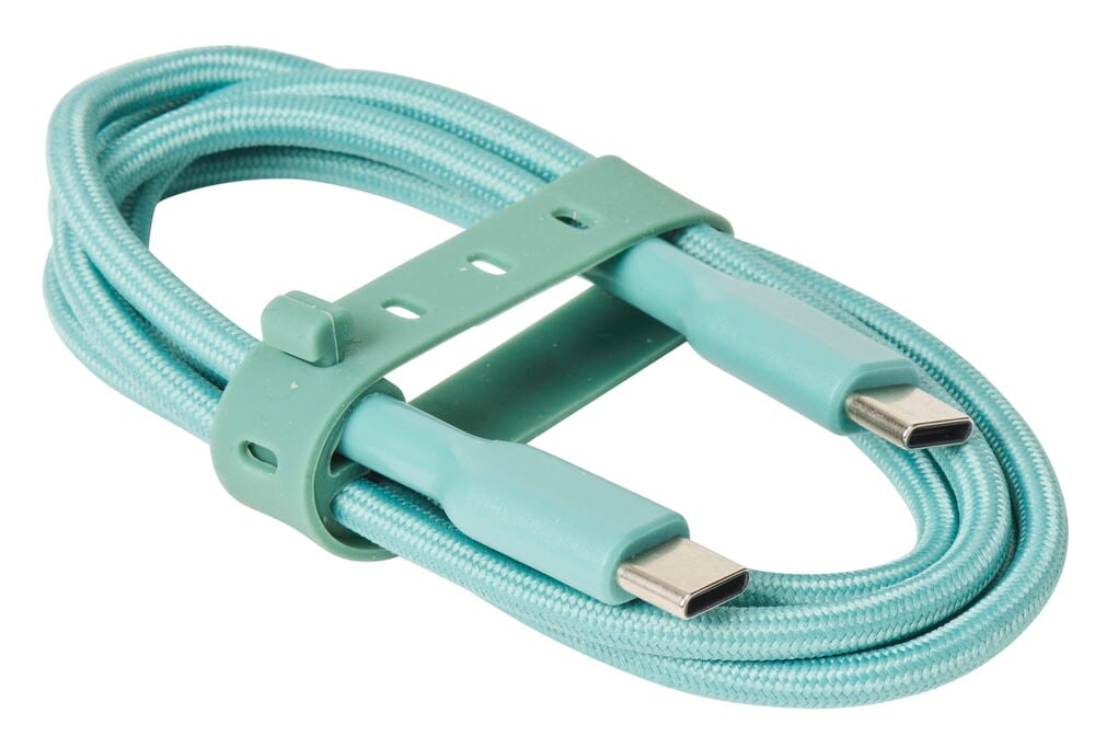 Ljusblå USB-C till USB-C laddningssladd med nylonfläta.
