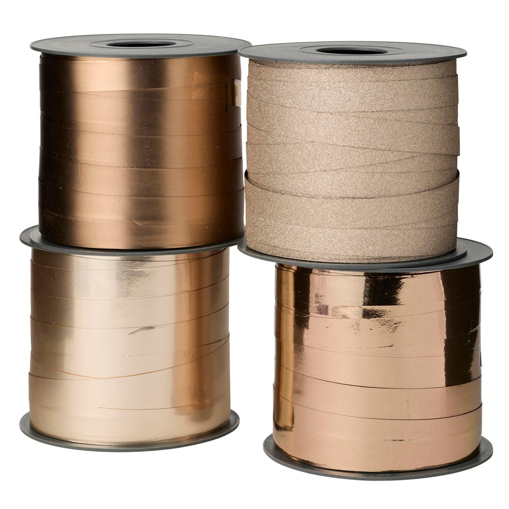 Vier Rollen Geschenkband: dunkle Bronze, helles glitzerndes Gold, helles Metallic-Gold und Metallic-Roségold.