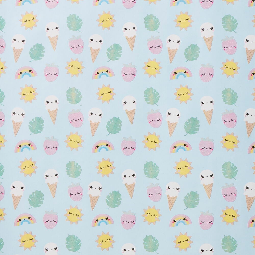 Blått presentpapper med somriga motiv och ljus bakgrund.