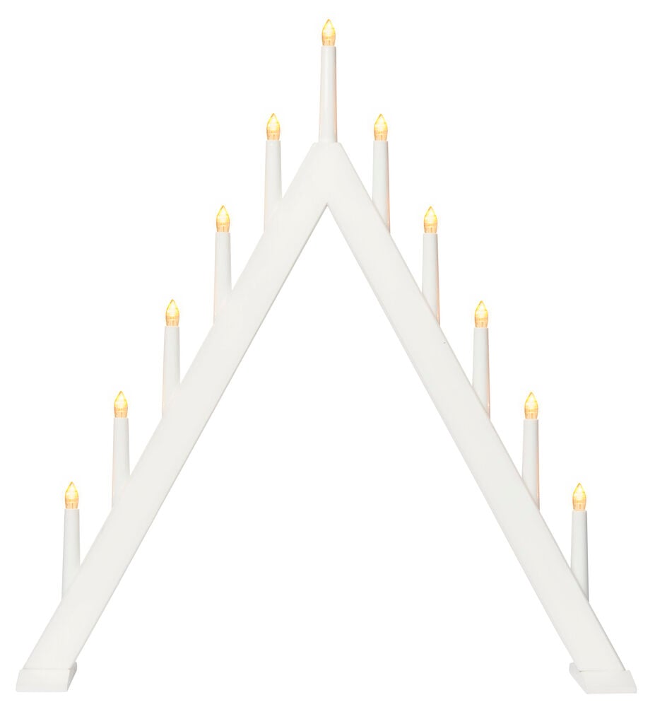 Vit A-formad Adventsljusstake Mora med 11 tända lampor på en vit bakgrund.