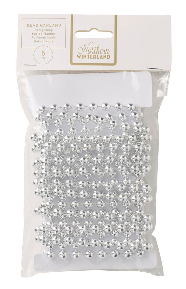 Eine verpackte silberne Perlengirlande, 5 m lang, mit glänzenden runden Perlen, ist sichtbar.