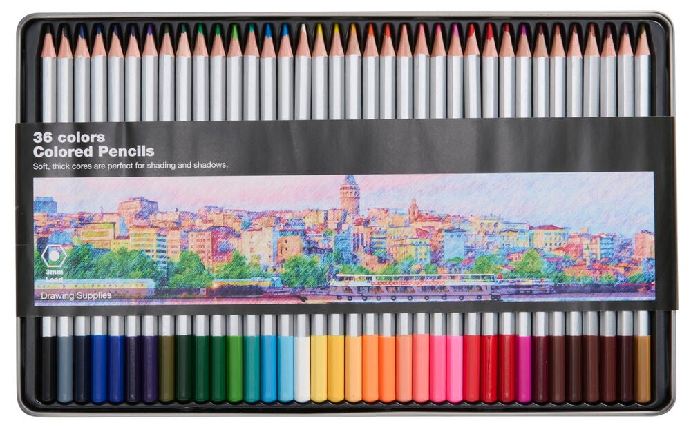 Schachtel mit sechsunddreißig Buntstiften in verschiedenen Farben.