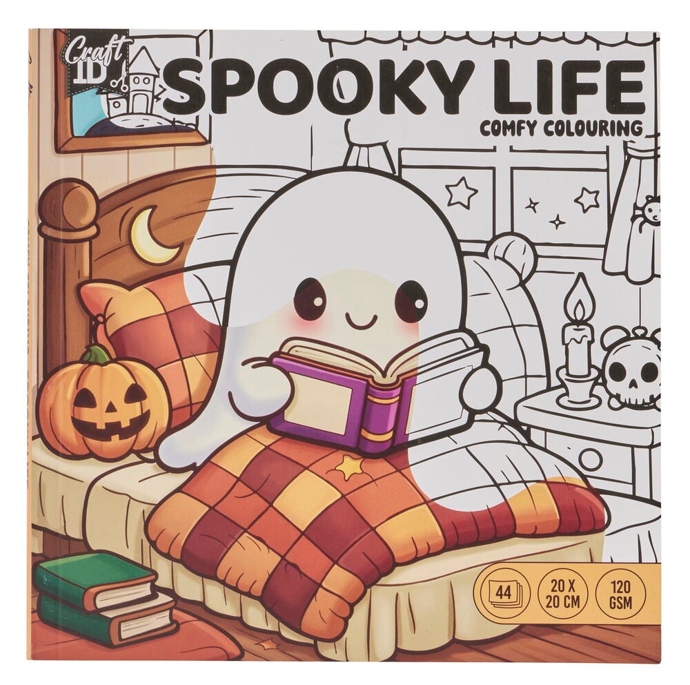 Malbuch 20 Blätter Cute & Comfy Halloween mit einem Geist, der im Bett auf dem Cover liest.