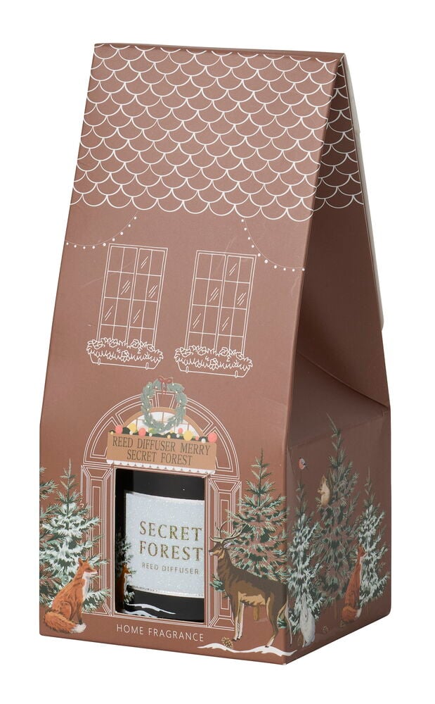 Doftpinnar Merry 100 ml i en brun husformad presentförpackning med vita skogsscenillustrationer.