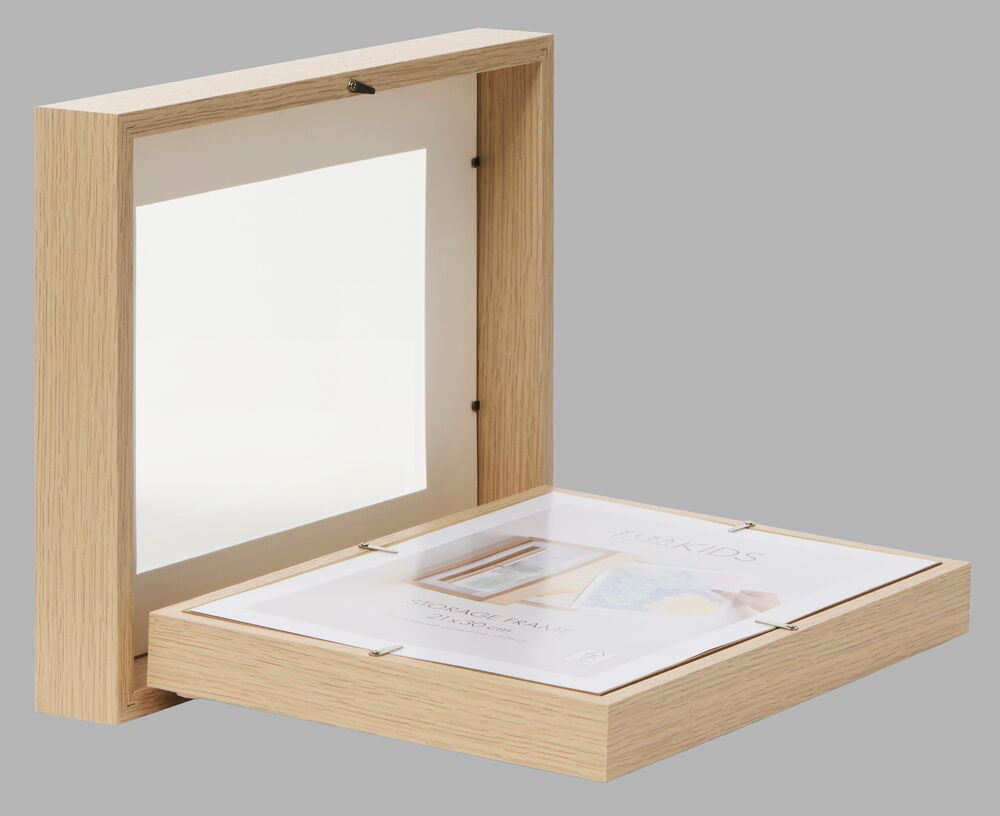 Avoin puurunko säilytystilalla ja paspartuurilla.