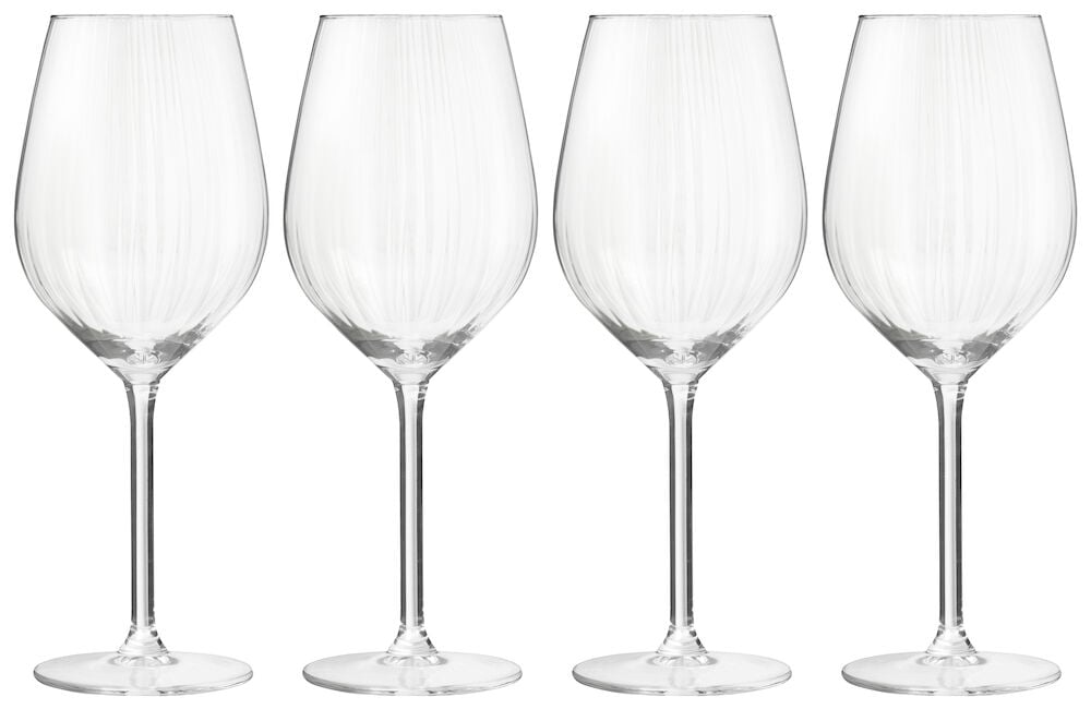 Fyra vinglas med mjukt rundad kupa och fina linjer.