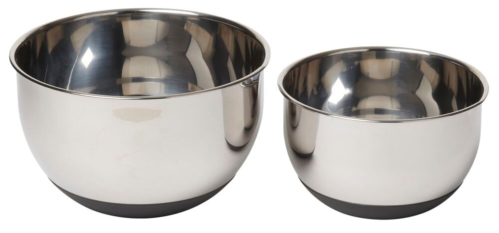 Två rostfria skålar med gummibotten.