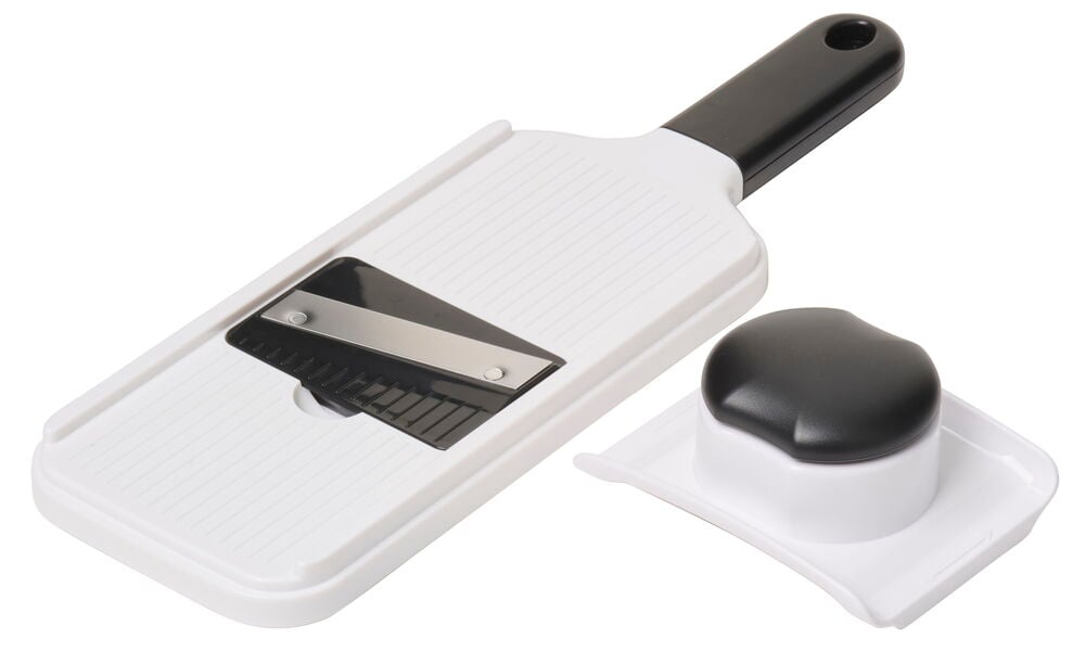 En vit mandolin med svart handtag och skydd.