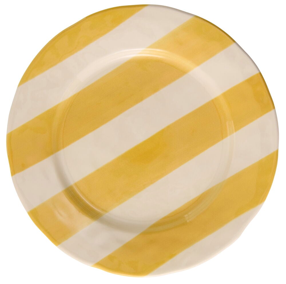 Keltainen ja valkoinen raidallinen posliinilautanen valkoisella taustalla.