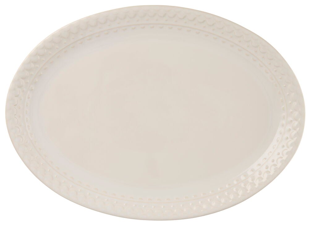 Serveringsfat Nora 42 cm Hvit Keramikk, et ovalt fat med preget dekorativ kant.