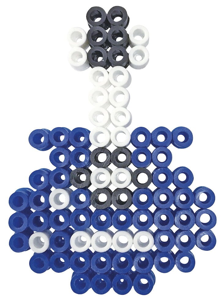 Pärlplatta formad som gitarr i blått och vitt.