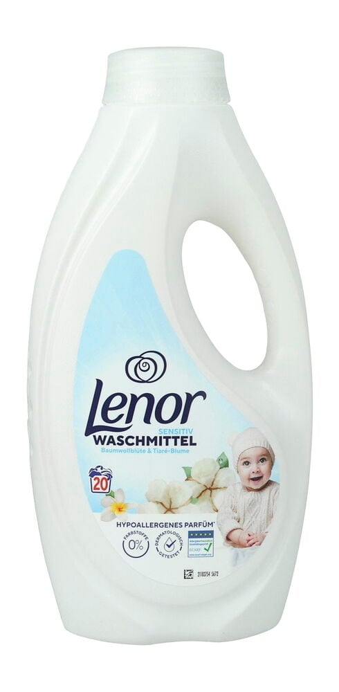 Weiße Lenor 900 ml Sensitive Flüssigwaschmittel-Flasche mit Baumwollblüte, Tiaré-Blume und Baby auf Etikett.