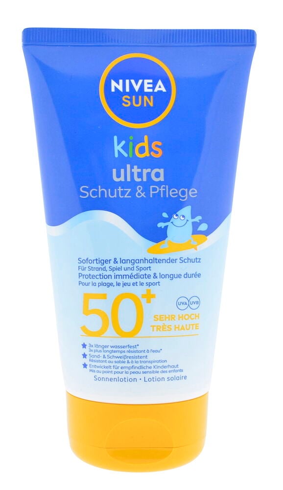 Blaue Nivea Kids Ultra Sonnenmilch SPF 50+ Tube mit gelber Kappe, mit einem surfenden Figurendesign.