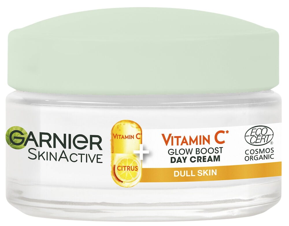 Glasskrukke med grønn lokk Garnier dagkrem vitamin C.