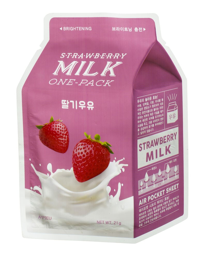 Rosa Verpackung mit Erdbeeren und Milchspritzern.