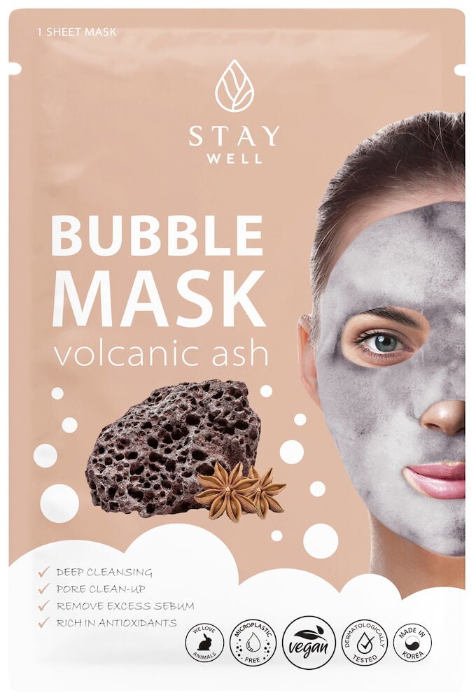 Verpackung mit Gesichtsmaske, Frau trägt Blasenmaske.