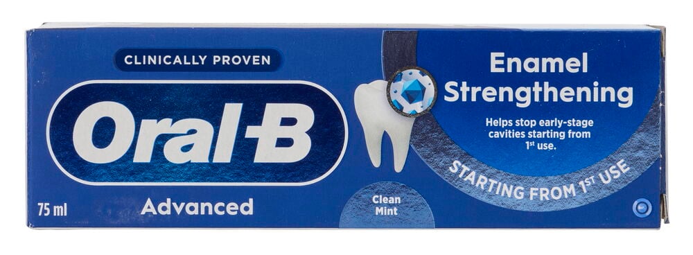 Oral-B 75 ml Enamel Strengthening tandkräm i blå förpackning med vit text och tandgrafik.