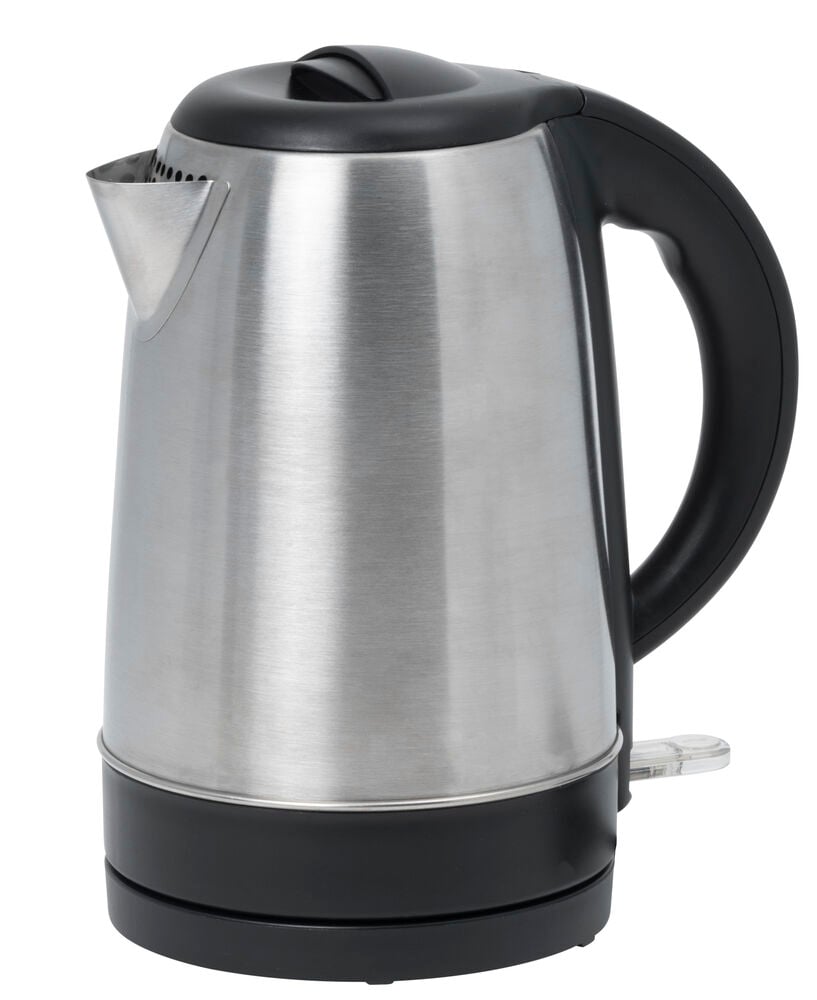 Vattenkokare i rostfritt stål med svart handtag.