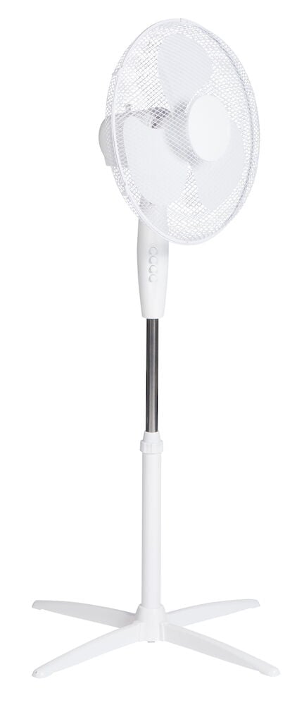 Valkoinen lattiatuuletin suojaritilällä ja pyöreällä jalustalla.