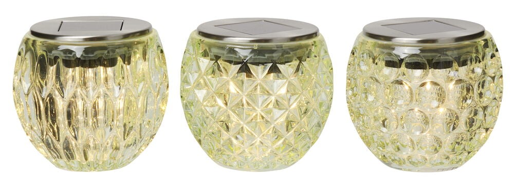 Drei solarbetriebene Kristalllampen mit unterschiedlichen Mustern.