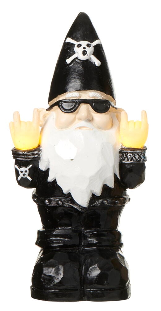 Bunter Gartenzwerg mit schwarzer Kleidung und Solarbeleuchtung.