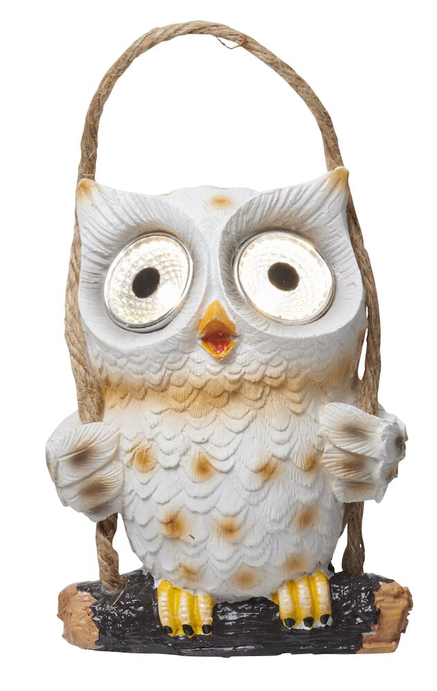 Ugleformet solcellelampe for utendørs bruk med håndtak.