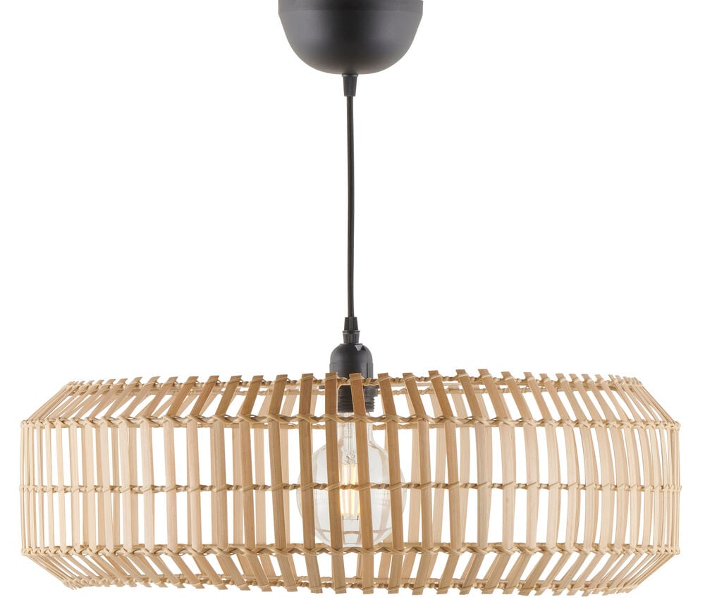 Pyöreä kattolampun varjostin bambusta näkyvällä hehkulampulla.