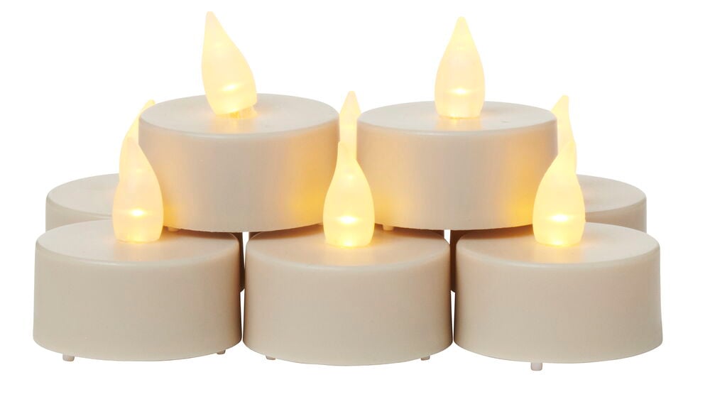 Åtta batteridrivna LED värmeljus med varm låga.