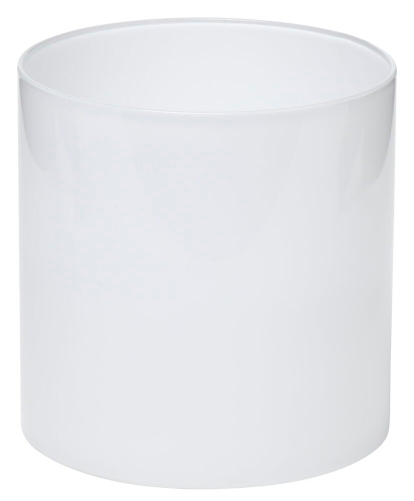 Vitt blockljus med cylindrisk form och slät yta.