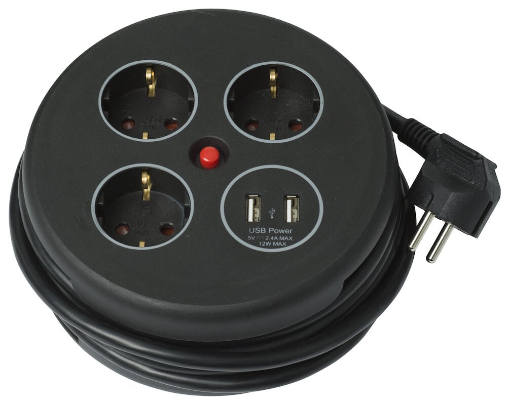 Svart kabelvinda med tre uttag och två USB-portar.