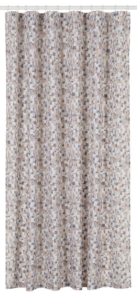 Beige duschdraperi med fyrkantigt mönster hänger rakt.