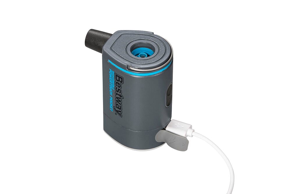 Grå og blå Bestway PowerTouch Pocket bærbar pumpe med svart munnstykke, lades via en hvit USB-kabel.