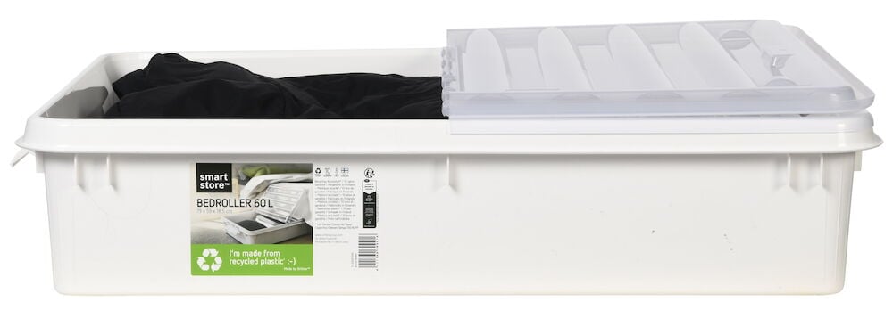 Vit sänglåda med lock och hjul delvis öppen.