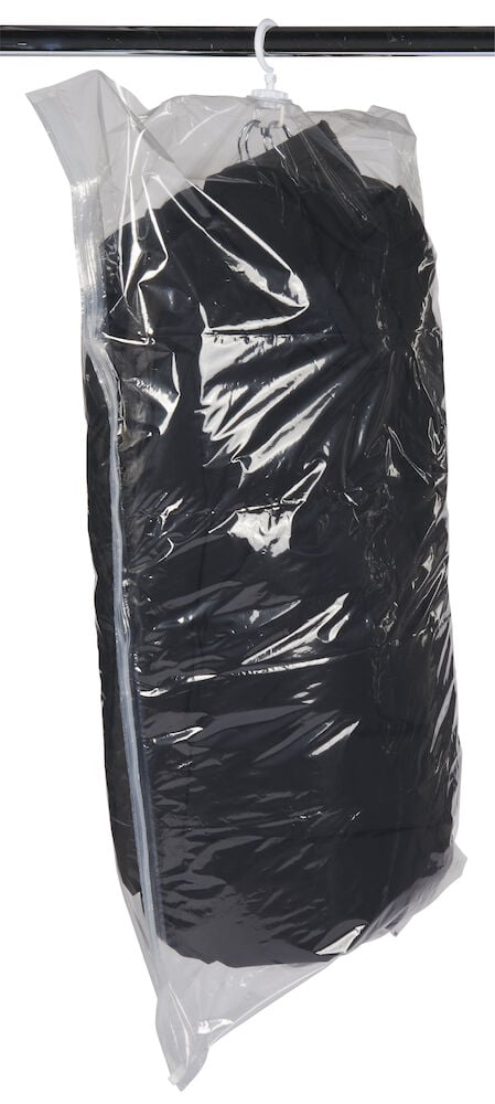 Läpinäkyvä tyhjiöpussi, jossa on ripustuskoukku vaatteiden säilytykseen.