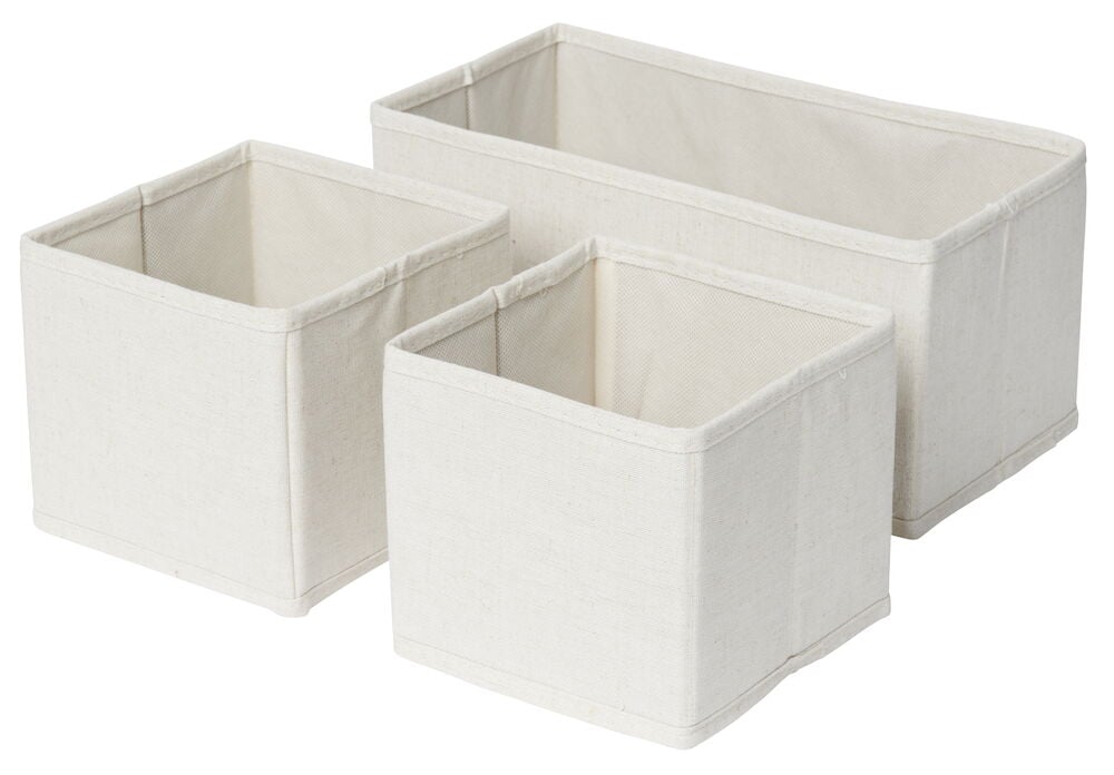 Tre beige sammenleggbare oppbevaringsbokser med lintøyutseende.