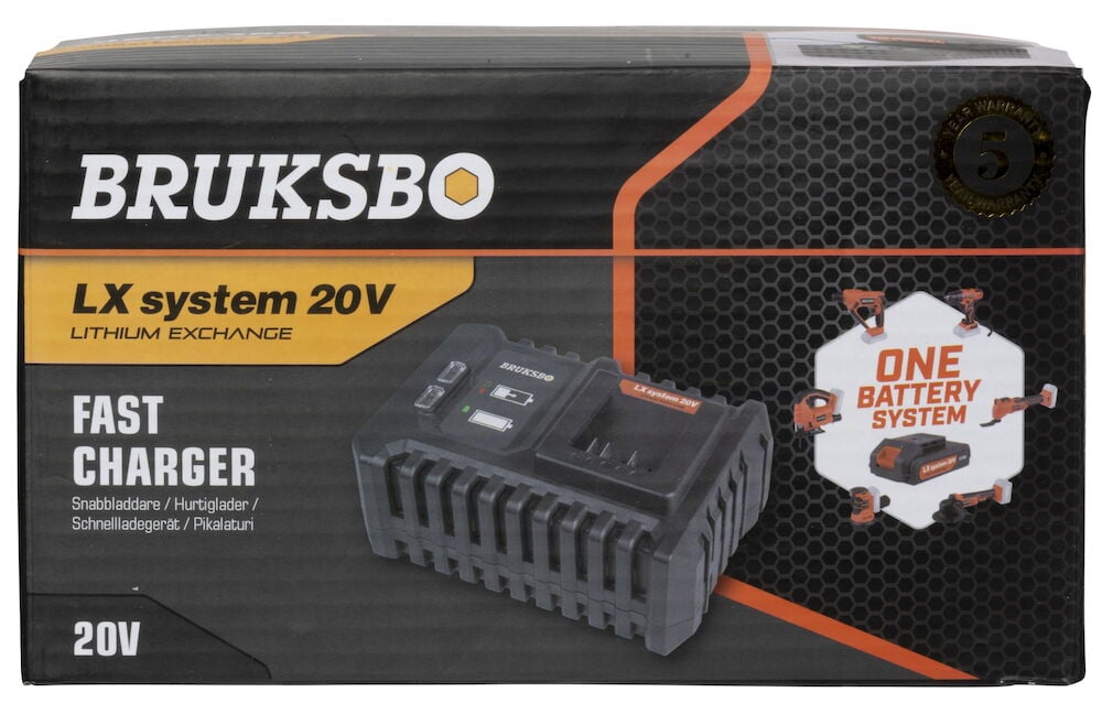 Svart snabbladdare i kartong med Bruksbo logotyp.