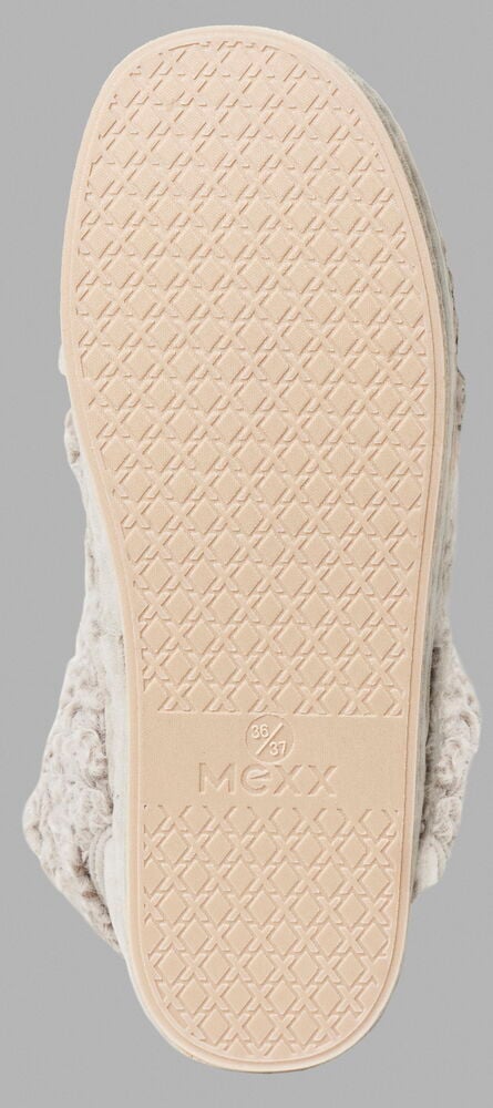 Beige slitsula på innetoffel med Mexx-logotyp.