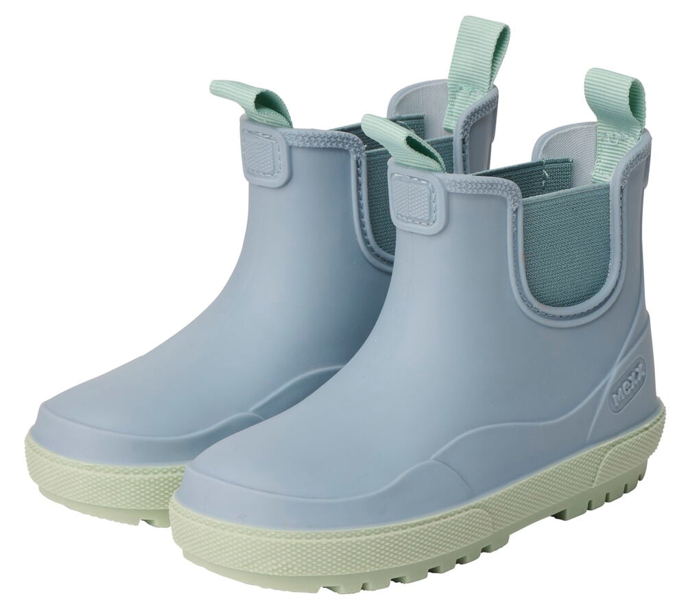 Sinivihreät lasten saappaat, joissa on lyhyt varsi ja pitävä pohja.